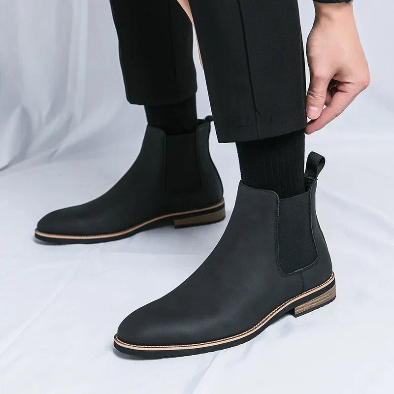 Women's Leather Chelsea Boots Lug Sole