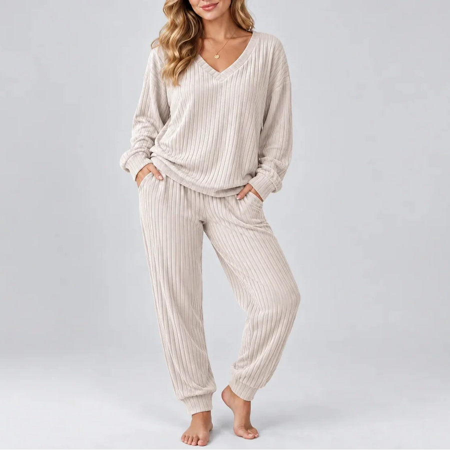 Women's Ribbed Long Sleeve Pajama Set with Pockets