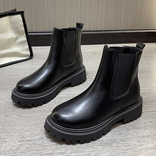 Women's Chelsea Boots Lug Sole