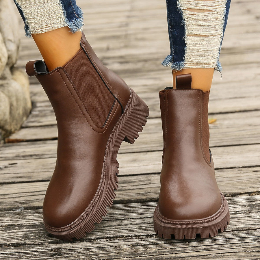 Women's Chelsea Boots Lug Sole